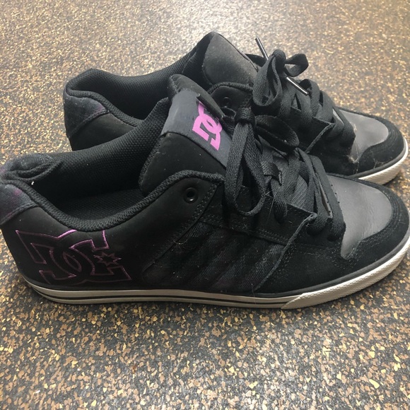 DC skate shoes - Picture 2 of 3